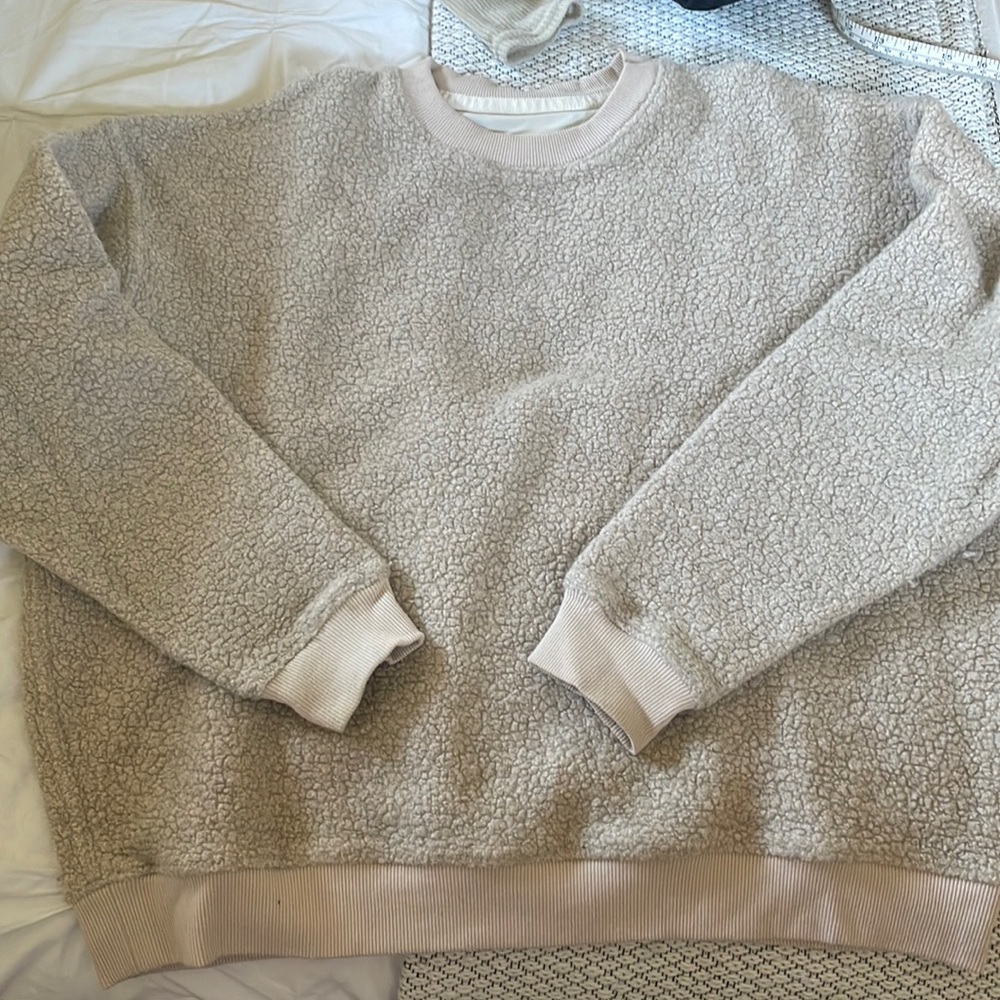 OUTDOOR VOICES oatmeal MEGA FLEECE crewneck sweatshirt - size L